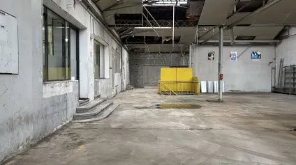 À VENDRE : Locaux d'activités de 1 226 m² dont 336 m² en sous-sol au coeur du quartier Technopole à Saint-Étienne - Offre immobilière - Arthur Loyd