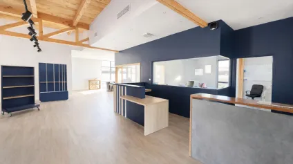 Vente d'un ensemble de bâtiments avec terrain résiduel de 1 600 m² au centre de Roanne, construction 2021. - Offre immobilière - Arthur Loyd