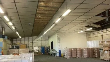 À VENDRE EN EXCLUSIVITÉ : Entrepôt de 630 m² sur son terrain de 2 400 m² situé à LE COTEAU - Offre immobilière - Arthur Loyd