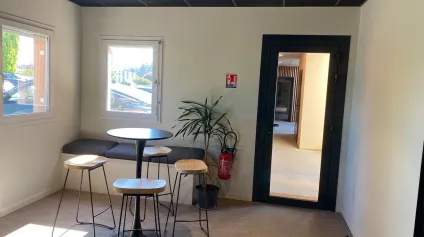 À LOUER : Bureaux de 100 m² à Andrezieux-Bouthéon - Offre immobilière - Arthur Loyd