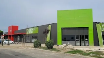 Local commercial à louer Avignon La Cristole, local refait à neuf avec parking - Offre immobilière - Arthur Loyd