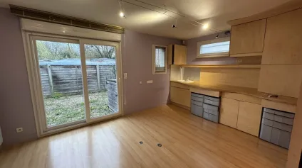 VOUVRAY BUREAUX A VENDRE 256 M² TERRAIN 937 M² - Offre immobilière - Arthur Loyd