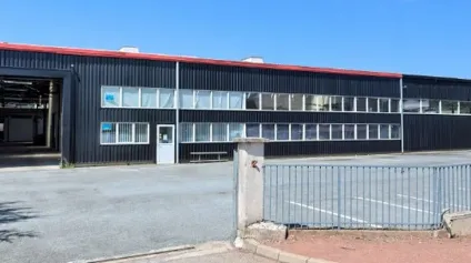 A louer : Local d'activité de 115 m² dans parc collectif rénové et sécurisé à Sorbiers - Offre immobilière - Arthur Loyd