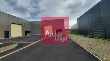 LA ROCHE BLANCHE A LOUER DEPOT 226 M² - Offre immobilière - Arthur Loyd