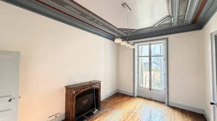 CENTRE VILLE POITIERS A PROXIMITÉ DES CORDELIERS BUREAUX DE CARACTERE 208 m2 - Offre immobilière - Arthur Loyd