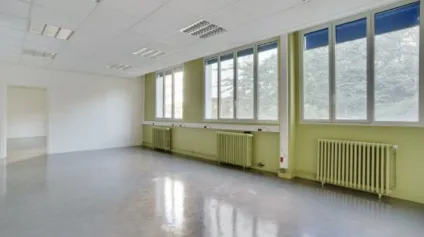 Bureaux à vendre ou à louer à PARIS 75020 - Offre immobilière - Arthur Loyd