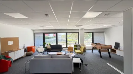 Bureaux à louer à Saint-Herblain 304 m² avec parkings sécurisés - Offre immobilière - Arthur Loyd