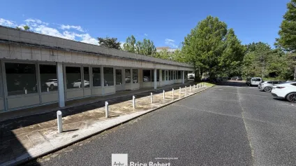 A louer - Bureaux cloisonnés - Dardilly - Offre immobilière - Arthur Loyd