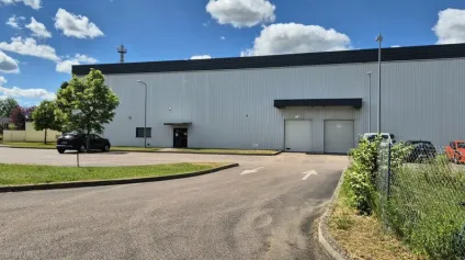 ZI LONGVIC - ENTREPÔT A LOUER - 2084 m² - Offre immobilière - Arthur Loyd