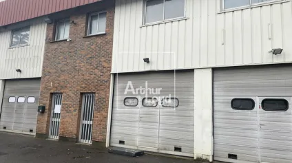A LOUER LOCAUX TPE - LISSES - Offre immobilière - Arthur Loyd
