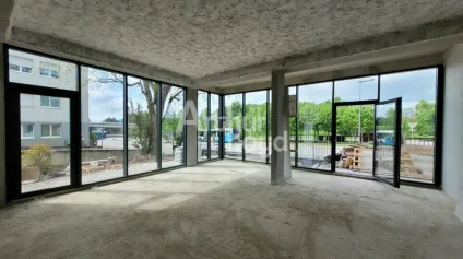 Emplacement Commercial Premium à Pringy - Offre immobilière - Arthur Loyd