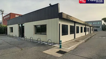 Local de 100 m2 en bordure de D9 sur la ZI DES ESTROUBLANS à VITROLLES - Offre immobilière - Arthur Loyd