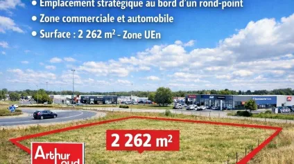 TERRAIN CONSTRUCTIBLE GRAND POITIERS 2262 m² - Offre immobilière - Arthur Loyd