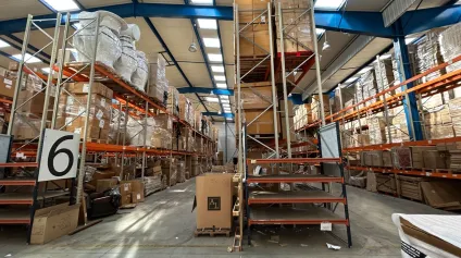 Entrepôts et bureaux à louer - 4267m2 - Perpignan - Offre immobilière - Arthur Loyd