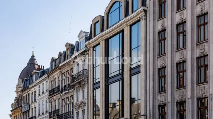 Bureaux d'exception à louer sur la Grand'Place de Lille - Vue panoramique, rooftop et prestations premium - Offre immobilière - Arthur Loyd