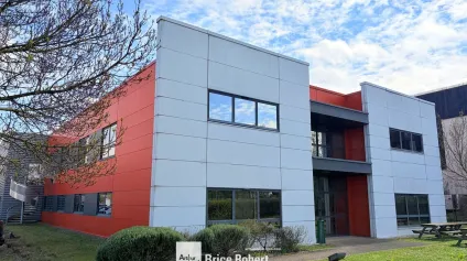 A vendre ou à louer - Bureaux avec stockage - Saint Priest - Offre immobilière - Arthur Loyd