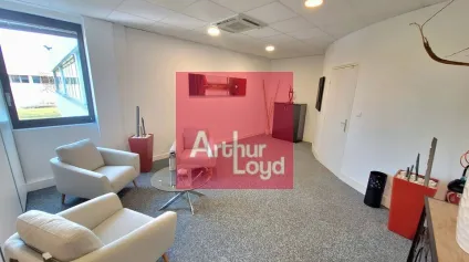 CLERMONT-FERRAND LA PARDIEU A LOUER BUREAUX 100M² - Offre immobilière - Arthur Loyd