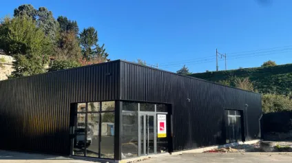 <br />Excellente visibilité - Boulevard extérieur LIMOGES 80 m² A LOUER<br /> - Offre immobilière - Arthur Loyd