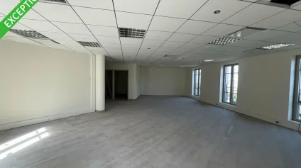 BUREAUX NEUFS À LOUER  BOULEVARDS DE VALENCE - Offre immobilière - Arthur Loyd