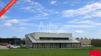 NOYAL SUR VILAINE - LOCAL D'ACTIVITE INDEPENDANT A VENDRE - VISIBILITE AXE RENNES / PARIS - Offre immobilière - Arthur Loyd