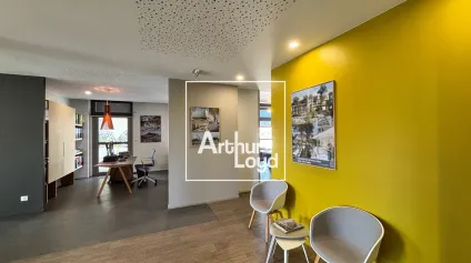 Bureaux à louer avec terrasse privative à Nîmes dans immeuble récent - Offre immobilière - Arthur Loyd