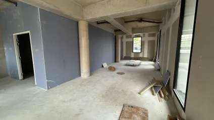 LOCAL COMMERCIAL - A LOUER ou A VENDRE - Offre immobilière - Arthur Loyd