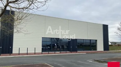 CHATEAUROUX / ST MAUR - CAP SUD - LOCATION COMMERCE - 1 027m² - Offre immobilière - Arthur Loyd