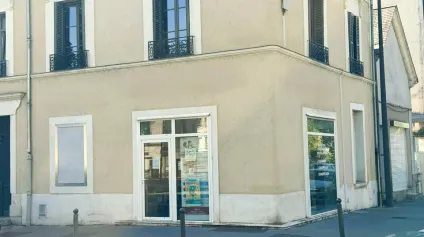 TOURS CENTRE COMMERCE A LOUER 53 M² EN ANGLE - Offre immobilière - Arthur Loyd