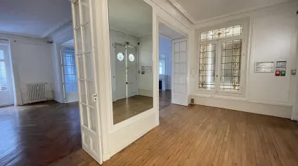 BUREAUX À VENDRE OU À LOUER-317 M²-CENTRE VILLE DE NANTES - Offre immobilière - Arthur Loyd