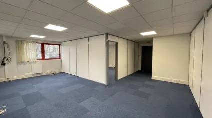 Bureaux à louer à EVREUX 27000 - Offre immobilière - Arthur Loyd