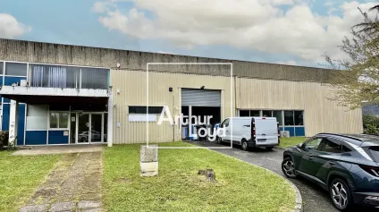 Local d'activité à louer à Toulouse avec bureaux sur deux niveaux - Offre immobilière - Arthur Loyd