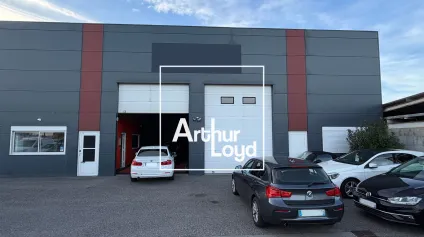Locaux d’activité à louer à Plaisance-du-Touch dans parc sécurisé avec bureaux - Offre immobilière - Arthur Loyd