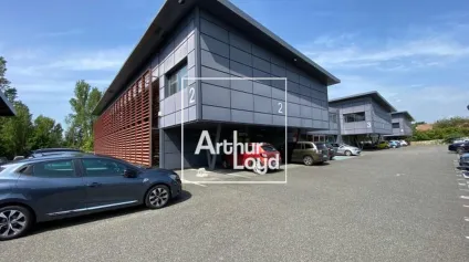 Bureaux à louer à Saint-Jean - espaces lumineux et accès direct aux axes routiers - Offre immobilière - Arthur Loyd