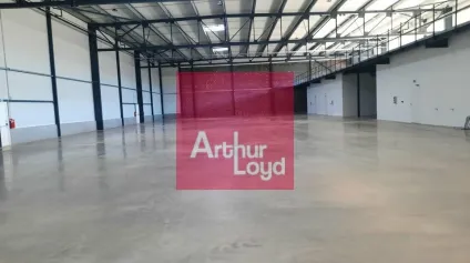 CLERMONT-FERRAND ZONE DES GRAVANCHES A LOUER LOCAL ACTIVITE 522 M² - PROGRAMME NEUF - Offre immobilière - Arthur Loyd