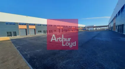 CLERMONT-FERRAND ZONE DES GRAVANCHES A LOUER LOCAL ACTIVITE 522 M² - PROGRAMME NEUF - Offre immobilière - Arthur Loyd