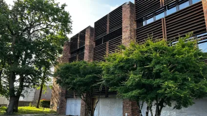 Bureaux rénovés à vendre ou à louer - 1 052 m² divisibles dès 250 m² - Mérignac avec parkings - Offre immobilière - Arthur Loyd