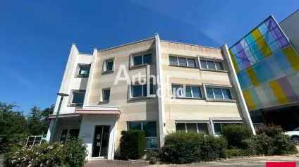 CESSON SEVIGNE - BUREAUX A VENDRE - PROCHE METRO ATALANTE - Offre immobilière - Arthur Loyd