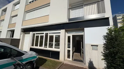 Bureaux professionnels à vendre - 207 m2 (Saint Jean le Blanc) - Offre immobilière - Arthur Loyd
