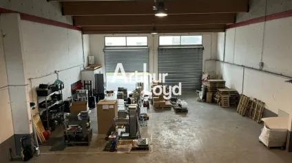 Location locaux d'activités 225 m² - Montauroux - Offre immobilière - Arthur Loyd