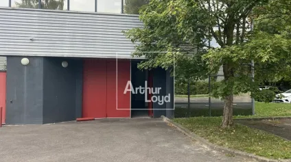 LOCAL D'ACTIVITE EN RDC A LOUER TIGERY - Offre immobilière - Arthur Loyd