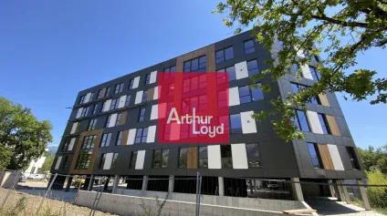 A VENDRE BUREAUX INOVALLEE MEYLAN DIVISIBLES NEUFS 7088m² AVEC PARKING - Offre immobilière - Arthur Loyd