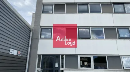 ECHIROLLES BUREAUX A LOUER DE 86M² EN ENTRESOL - Offre immobilière - Arthur Loyd