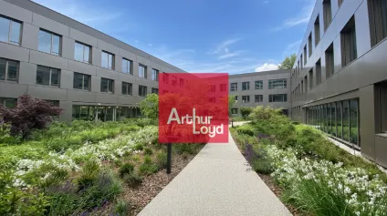 Bureaux à louer à Meylan dans immeuble rénové avec certification BREEAM - Offre immobilière - Arthur Loyd