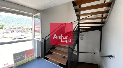 BUREAUX A LOUER - CROLLES - Offre immobilière - Arthur Loyd