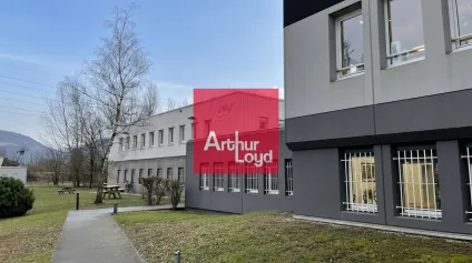Local d'activité à louer à Montbonnot avec salle blanche et parking - Offre immobilière - Arthur Loyd