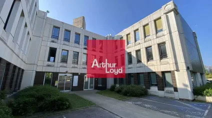 Bureaux à vendre à Meylan 475m² lumineux avec parkings privatifs - Offre immobilière - Arthur Loyd