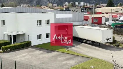 Entrepôt à louer à Sassenage avec quais et bureaux emplacement stratégique - Offre immobilière - Arthur Loyd