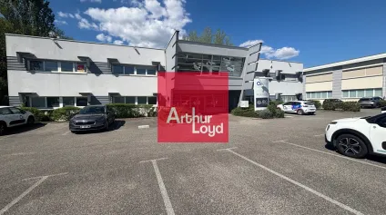 Bureau à louer à Montbonnot bureaux divisibles parking disponible - Offre immobilière - Arthur Loyd