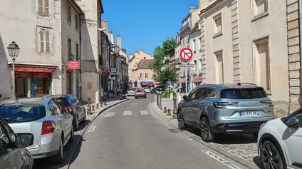 DIJON CENTRE - LOCAL COMMERCIAL - A LOUER - Offre immobilière - Arthur Loyd