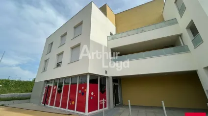 VITRE - LOCAL COMMERCIAL NEUF A VENDRE - Offre immobilière - Arthur Loyd